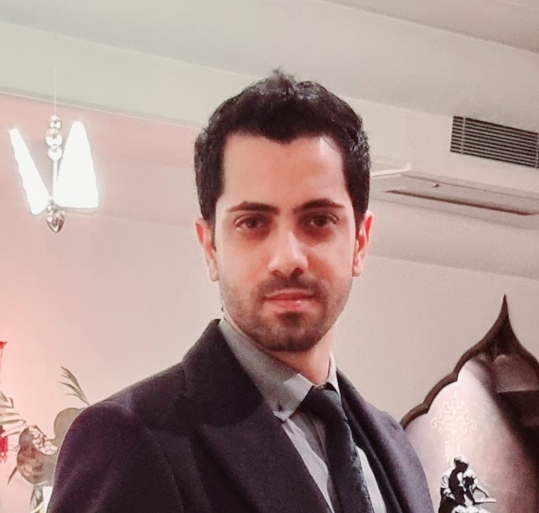 آریا رزازان